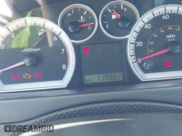 2008 Chevrolet Aveo LS с VIN KL1TD56678B123487, выставлен на аукционе IAAI как лот 42588212 с пробегом 119 882 миль миль и . История ставок и продаж доступна на DreamBid. Изображение 16.