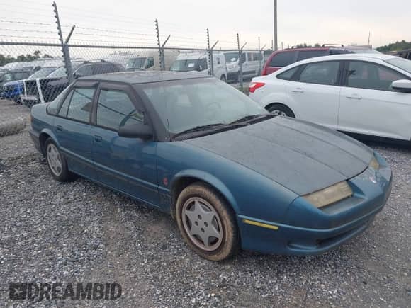 1993 Saturn SL with VIN 1G8ZJ5579PZ112996, listed as a IAAI auction lot 43348442 with 183,668 mi miles and . Bid and sale history available at DreamBid. Image 1.