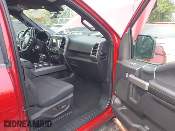 2019 Ford F-150 XL with VIN 1FTEX1EPXKKD02917, listed as a IAAI auction lot 43147307 with 20,628 mi miles and . Bid and sale history available at DreamBid. Image 5.