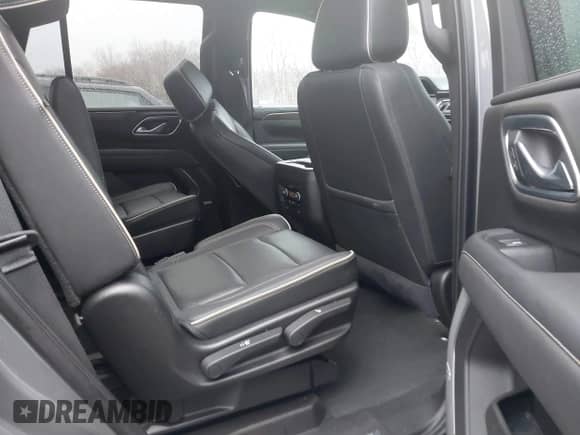 2021 Chevrolet Tahoe Premier с VIN 1GNSKSKD6MR256831, выставлен на аукционе IAAI как лот 41500060 с пробегом 60 373 миль миль и . История ставок и продаж доступна на DreamBid. Изображение 8.