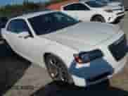 2014 Chrysler 300 S с VIN 2C3CCABTXEH383034, выставлен на аукционе IAAI как лот 41254891 с пробегом 168 683 миль миль и . История ставок и продаж доступна на DreamBid. Изображение 1.