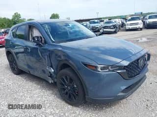 2025 Mazda CX-5 S Carbon Edition z VIN JM3KFBCM8S0646821, wystawiony jako IAAI lot #42610837 z przebiegiem Nie podano mil oraz . Historia ofert i sprzedaży dostępna na DreamBid. Obrazek 1.