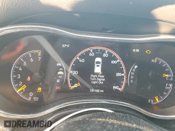 2014 Jeep Grand Cherokee Limited z VIN 1C4RJFBG8EC276059, wystawiony jako Copart lot #82645245 z przebiegiem 131 102 mil mil oraz Czysty tytuł • Clean title. Historia ofert i sprzedaży dostępna na DreamBid. Obrazek 9.