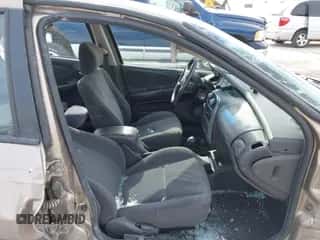 2000 Dodge Neon Highline z VIN 1B3ES46CXYD694730, wystawiony jako IAAI lot #41610249 z przebiegiem 110 930 mil mil oraz . Historia ofert i sprzedaży dostępna na DreamBid. Obrazek 5.