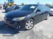 2014 Toyota Camry L z VIN 4T1BF1FK6EU330209, wystawiony jako IAAI lot #43584677 z przebiegiem 79 370 mil mil oraz . Historia ofert i sprzedaży dostępna na DreamBid. Obrazek 17.