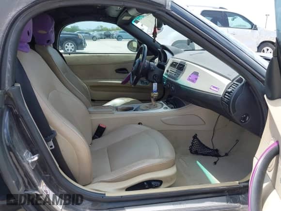 2003 BMW Z4 2.5i with VIN 4USBT33403LR65874, listed as a IAAI auction lot 42094724 with 183,744 mi miles and . Bid and sale history available at DreamBid. Image 5.