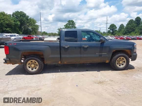 2019 Chevrolet Silverado 1500 Work Truck z VIN 2GCVKNECXK1204182, wystawiony jako IAAI lot #42523549 z przebiegiem 91 136 mil mil oraz . Historia ofert i sprzedaży dostępna na DreamBid. Obrazek 13.