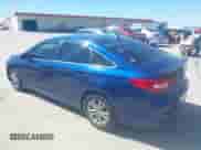 2017 Hyundai Sonata 2.4L с VIN 5NPE24AF7HH493040, выставлен на аукционе IAAI как лот 41831646 с пробегом 142 523 миль миль и . История ставок и продаж доступна на DreamBid. Изображение 3.