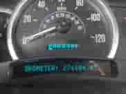 2004 Cadillac Escalade z VIN 1GYEK63N94R224759, wystawiony jako IAAI lot #43024298 z przebiegiem 274 104 mil mil oraz . Historia ofert i sprzedaży dostępna na DreamBid. Obrazek 7.