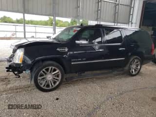 2012 Cadillac Escalade ESV Platinum Edition с VIN 1GYS4KEF4CR132730, выставлен на аукционе Copart как лот 59968515 с пробегом 156 166 миль миль и Чистый • Clean title. История ставок и продаж доступна на DreamBid. Изображение 1.