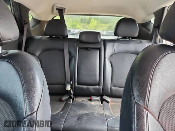 2015 Hyundai Tucson SE z VIN KM8JUCAG9FU991153, wystawiony jako Copart lot #63429555 z przebiegiem 160 649 mil mil oraz Szkoda całkowita • Salvage title. Historia ofert i sprzedaży dostępna na DreamBid. Obrazek 10.