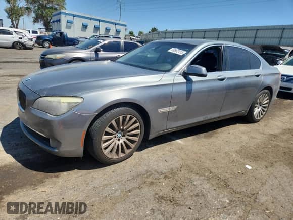 2012 BMW 7 Series 750i xDrive with VIN WBAKC6C50CC396182, listed as a Copart auction lot 69882415 with 95,091 mi miles and Clean title. Bid and sale history available at DreamBid. Image 1.