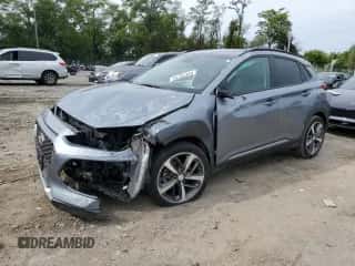 2019 Hyundai Kona Ultimate z VIN KM8K53A52KU193894, wystawiony jako Copart lot #84428235 z przebiegiem 28 960 mil mil oraz Szkoda całkowita • Salvage title. Historia ofert i sprzedaży dostępna na DreamBid. Obrazek 1.