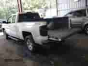 2015 Chevrolet Silverado 1500 LT z VIN 1GCVKREH8FZ221322, wystawiony jako IAAI lot #42806085 z przebiegiem 134 306 mil mil oraz . Historia ofert i sprzedaży dostępna na DreamBid. Obrazek 3.