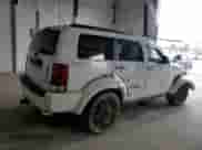 2009 Dodge Nitro SXT с VIN 1D8GU28K29W537808, выставлен на аукционе Copart как лот 79430014 с пробегом Не указан миль и Списание • Salvage title. История ставок и продаж доступна на DreamBid. Изображение 3.