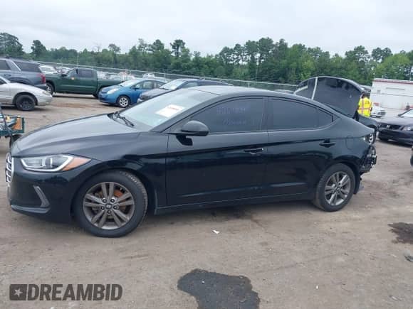 2018 Hyundai Elantra Value Edition с VIN 5NPD84LF5JH272565, выставлен на аукционе IAAI как лот 42698095 с пробегом 84 186 миль миль и . История ставок и продаж доступна на DreamBid. Изображение 15.