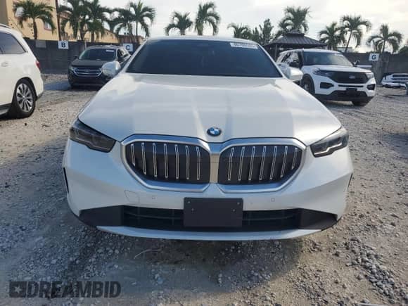 2024 BMW 5 Series 530i with VIN WBA43FJ00RCS12139, listed as a Copart auction lot 80700535 with 38,908 mi miles and Salvage title. Bid and sale history available at DreamBid. Image 5.