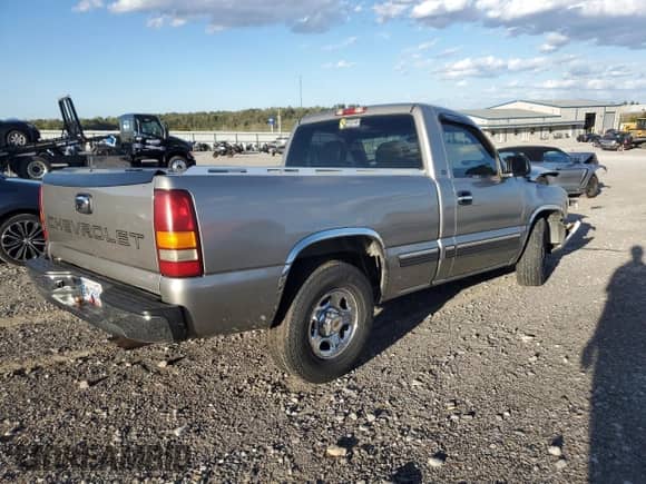 2002 Chevrolet Silverado 1500 с VIN 1GCEC14V12Z187613, выставлен на аукционе Copart как лот 89527965 с пробегом Не указан миль и Списание • Salvage title. История ставок и продаж доступна на DreamBid. Изображение 3.