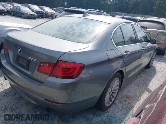 2011 BMW 5 Series 535i with VIN WBAFR7C58BC601302, listed as a IAAI auction lot 42981186 with 259,648 mi miles and . Bid and sale history available at DreamBid. Image 4.