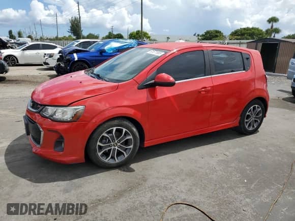 2017 Chevrolet Sonic LT с VIN 1G1JD6SB5H4142044, выставлен на аукционе Copart как лот 61571555 с пробегом 116 008 миль миль и Списание • Salvage title. История ставок и продаж доступна на DreamBid. Изображение 1.