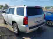 2015 Chevrolet Tahoe LT z VIN 1GNSKBKCXFR727759, wystawiony jako IAAI lot #43210647 z przebiegiem 129 750 mil mil oraz . Historia ofert i sprzedaży dostępna na DreamBid. Obrazek 3.