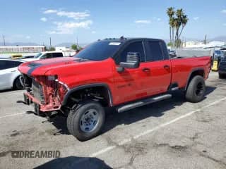 2022 Chevrolet Silverado 2500HD Work Truck with VIN 1GC5WLE79NF158451, listed as a Copart auction lot 55180575 with 43,419 mi miles and Salvage title. Bid and sale history available at DreamBid. Image 1.