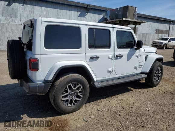 2024 Jeep Wrangler Sahara с VIN 1C4PJXEN7RW297948, выставлен на аукционе Copart как лот 54656795 с пробегом 12 292 миль миль и Списание • Salvage title. История ставок и продаж доступна на DreamBid. Изображение 3.