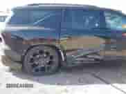 2024 Chevrolet Traverse AWD RS z VIN 1GNEVLKSXRJ204147, wystawiony jako IAAI lot #41998829 z przebiegiem 20 058 mil mil oraz . Historia ofert i sprzedaży dostępna na DreamBid. Obrazek 6.