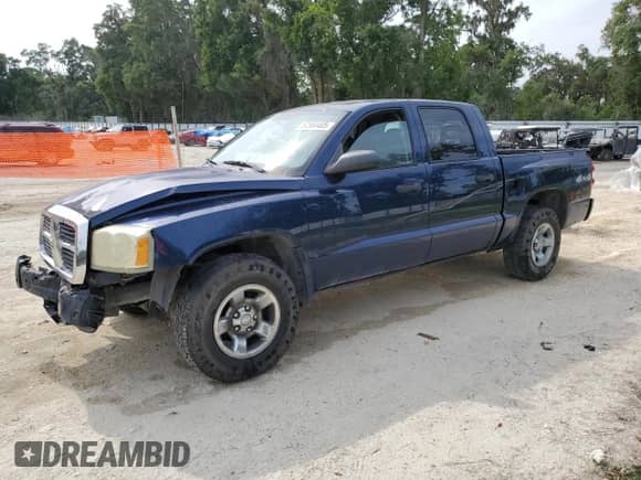 2005 Dodge Dakota ST с VIN 1D7HW28N85S226737, выставлен на аукционе Copart как лот 57564405 с пробегом Не указан миль и Списание • Salvage title. История ставок и продаж доступна на DreamBid. Изображение 1.