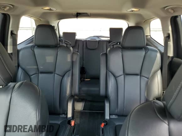 2019 Subaru Ascent Limited z VIN 4S4WMAMD6K3473366, wystawiony jako Copart lot #67217035 z przebiegiem 79 123 mil mil oraz Szkoda całkowita • Salvage title. Historia ofert i sprzedaży dostępna na DreamBid. Obrazek 10.