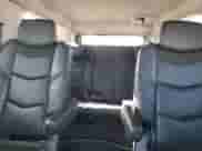 2020 Cadillac Escalade ESV Premium Luxury с VIN 1GYS4JKJ8LR237614, выставлен на аукционе Copart как лот 48403755 с пробегом 91 227 миль миль и Списание • Salvage title. История ставок и продаж доступна на DreamBid. Изображение 10.