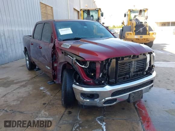 2021 Ram 1500 Lone Star z VIN 1C6RREFT9MN750640, wystawiony jako IAAI lot #42949043 z przebiegiem 61 809 mil mil oraz . Historia ofert i sprzedaży dostępna na DreamBid. Obrazek 6.