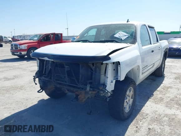 2011 Chevrolet Silverado 1500 LS z VIN 3GCPKREA7BG355387, wystawiony jako IAAI lot #41854866 z przebiegiem 169 332 mil mil oraz . Historia ofert i sprzedaży dostępna na DreamBid. Obrazek 6.