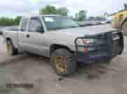 2004 Chevrolet Silverado 1500 Z71 с VIN 1GCEK19T34E275972, выставлен на аукционе IAAI как лот 42183270 с пробегом 234 677 миль миль и . История ставок и продаж доступна на DreamBid. Изображение 1.