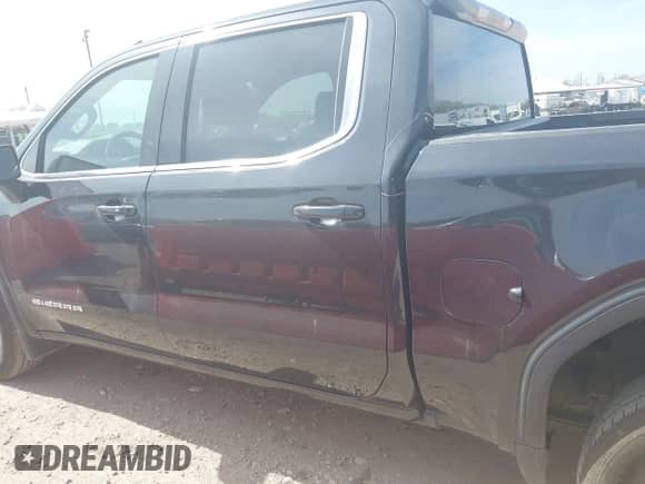 2024 GMC Sierra 1500 z VIN 1GTPHBEKXRZ193196, wystawiony jako IAAI lot #41824339 z przebiegiem 36 408 mil mil oraz . Historia ofert i sprzedaży dostępna na DreamBid. Obrazek 14.