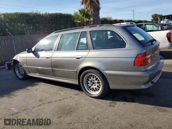 2002 BMW 5 Series 525i z VIN WBADS434X2GE10428, wystawiony jako Copart lot #78684644 z przebiegiem 183 737 mil mil oraz Szkoda całkowita • Salvage title. Historia ofert i sprzedaży dostępna na DreamBid. Obrazek 2.