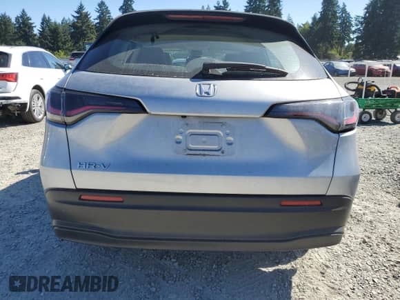 2023 Honda HR-V LX с VIN 3CZRZ2H3XPM745931, выставлен на аукционе Copart как лот 81042155 с пробегом 42 469 миль миль и Списание • Salvage title. История ставок и продаж доступна на DreamBid. Изображение 6.