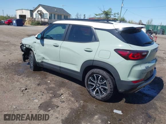 2024 Chevrolet TrailBlazer ACTIV z VIN KL79MSSL9RB085949, wystawiony jako IAAI lot #41951711 z przebiegiem 17 103 mil mil oraz . Historia ofert i sprzedaży dostępna na DreamBid. Obrazek 3.