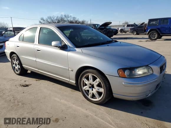 2005 Volvo S60 с VIN YV1RH592X52432120, выставлен на аукционе Copart как лот 87060804 с пробегом 126 237 миль миль и Чистый • Clean title. История ставок и продаж доступна на DreamBid. Изображение 4.