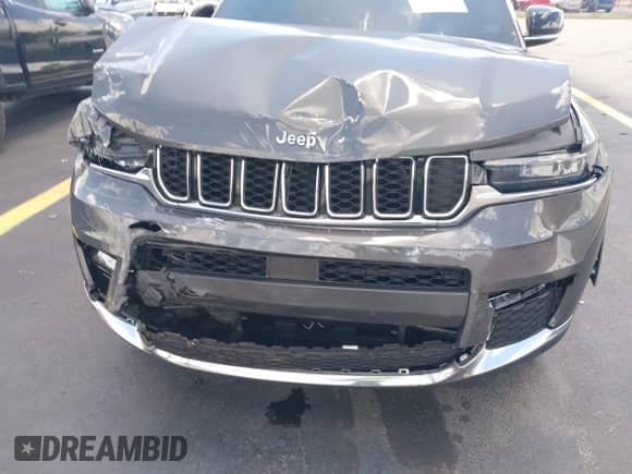2021 Jeep Grand Cherokee Limited with VIN 1C4RJJBG5M8183603, listed as a IAAI auction lot 42533360 with 32,839 mi miles and . Bid and sale history available at DreamBid. Image 6.