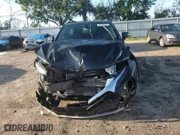 2019 Chevrolet Blazer with VIN 3GNKBBRA6KS583168, listed as a Copart auction lot 69154774 with 32,488 mi miles and Non repairable. Bid and sale history available at DreamBid. Image 11.