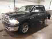 2010 Dodge 1500 SLT z VIN 1D7RV1CT8AS229218, wystawiony jako IAAI lot #41933706 z przebiegiem 155 964 mil mil oraz . Historia ofert i sprzedaży dostępna na DreamBid. Obrazek 2.