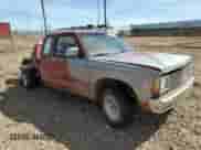 1984 Chevrolet S-10 с VIN 1GCCS14B0E8243194, выставлен на аукционе Copart как лот 48762324 с пробегом Не указан миль и На запчасти • Non repairable. История ставок и продаж доступна на DreamBid. Изображение 4.