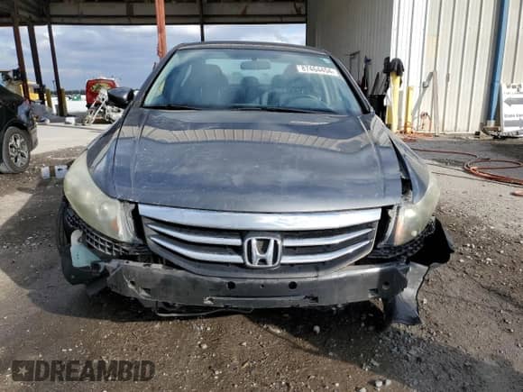 2011 Honda Accord SE z VIN 1HGCP2F65BA031971, wystawiony jako Copart lot #87464454 z przebiegiem 126 290 mil mil oraz Szkoda całkowita • Salvage title. Historia ofert i sprzedaży dostępna na DreamBid. Obrazek 5.