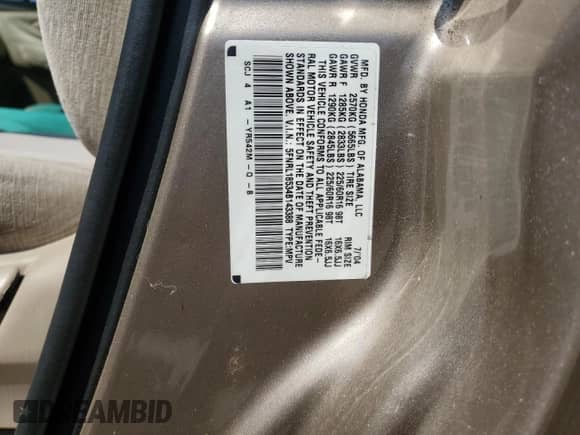 2004 Honda Odyssey LX with VIN 5FNRL18534B143388, listed as a Copart auction lot 68346135 with 160,563 mi miles and Salvage title. Bid and sale history available at DreamBid. Image 13.