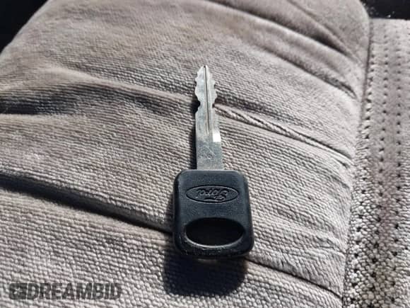 1999 Ford Econoline Cargo с VIN 1FDRE14W4XHA47293, выставлен на аукционе IAAI как лот 43502948 с пробегом 113 556 миль миль и . История ставок и продаж доступна на DreamBid. Изображение 11.