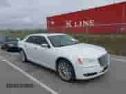 2011 Chrysler 300 Limited z VIN 2C3CA5CG0BH528267, wystawiony jako IAAI lot #43125379 z przebiegiem 182 889 mil mil oraz . Historia ofert i sprzedaży dostępna na DreamBid. Obrazek 1.