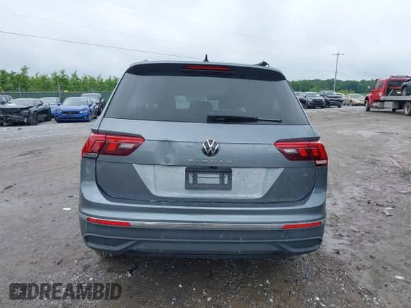 2022 Volkswagen Tiguan S с VIN 3VV1B7AX9NM005125, выставлен на аукционе IAAI как лот 42371110 с пробегом 94 060 миль миль и . История ставок и продаж доступна на DreamBid. Изображение 16.