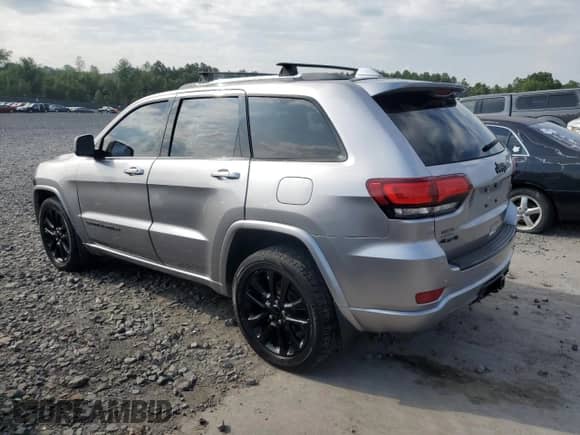 2017 Jeep Grand Cherokee 75th Anniversary with VIN 1C4RJFAG6HC886872, listed as a Copart auction lot 69031435 with 134,640 mi miles and Clean title. Bid and sale history available at DreamBid. Image 2.