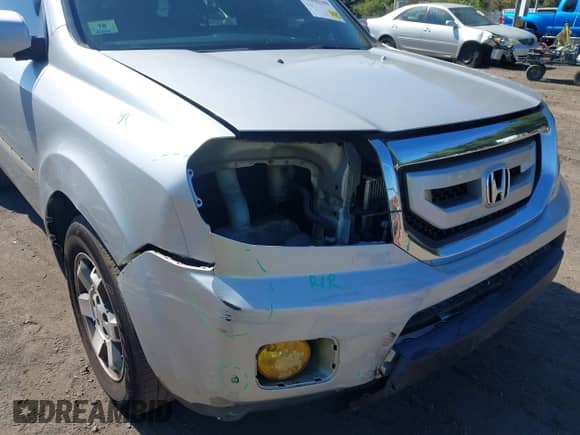 2009 Honda Pilot Touring с VIN 5FNYF48929B043779, выставлен на аукционе IAAI как лот 43044349 с пробегом 197 551 миль миль и . История ставок и продаж доступна на DreamBid. Изображение 6.